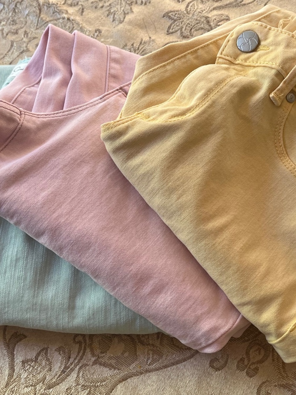 3 pairs of skinny jeans